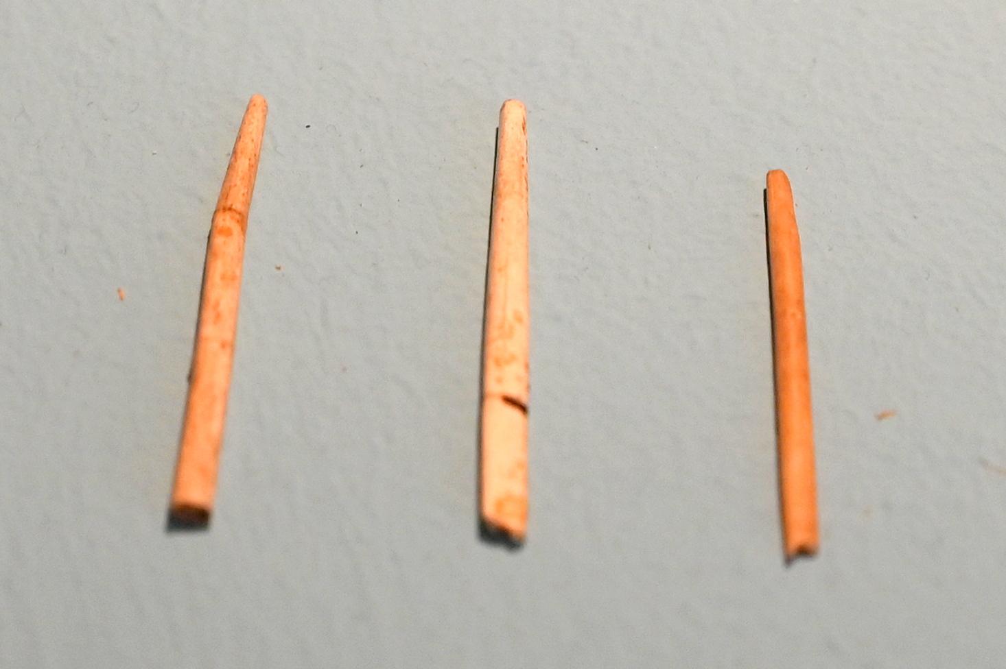 Nadeln aus Knochen, 13000 v. Chr.