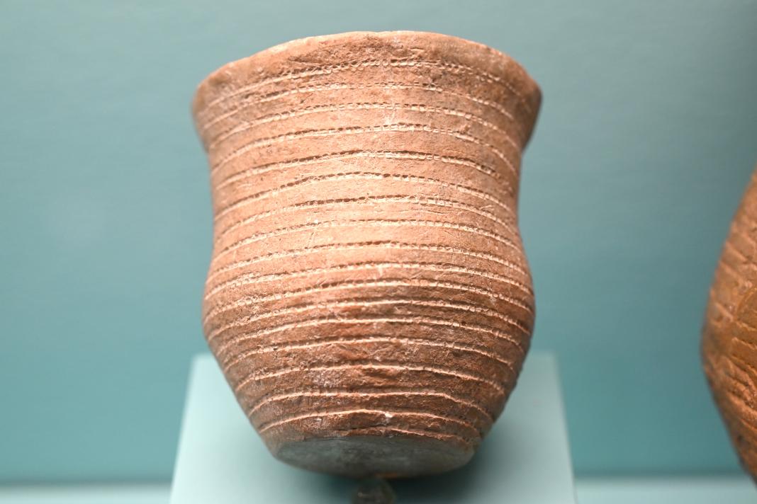 Becher mit gestochener Verzierung, Endneolithikum, 2800 - 1700 v. Chr., 2800 - 2150 v. Chr.