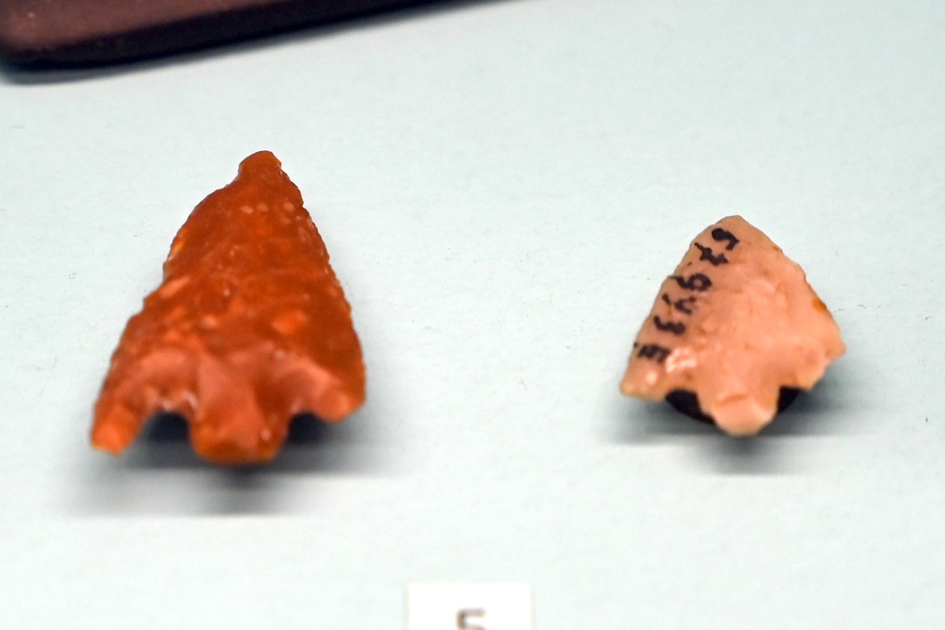 Pfeilspitzen, Endneolithikum, 2800 - 1700 v. Chr., 2800 - 2150 v. Chr., Bild 1/2