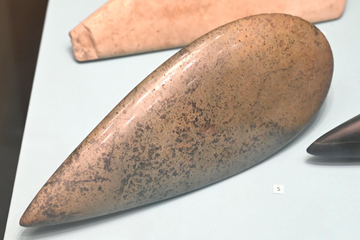 Beil, Neolithikum (Jungsteinzeit), 5500 - 1700 v. Chr., 5200 - 4000 v. Chr.