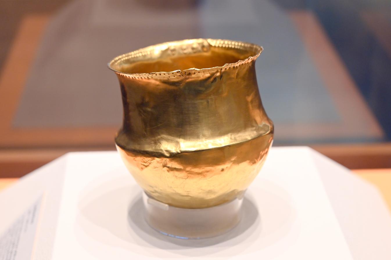 Goldbecher, Bronzezeit, 3365 - 700 v. Chr., 1800 - 1600 v. Chr.