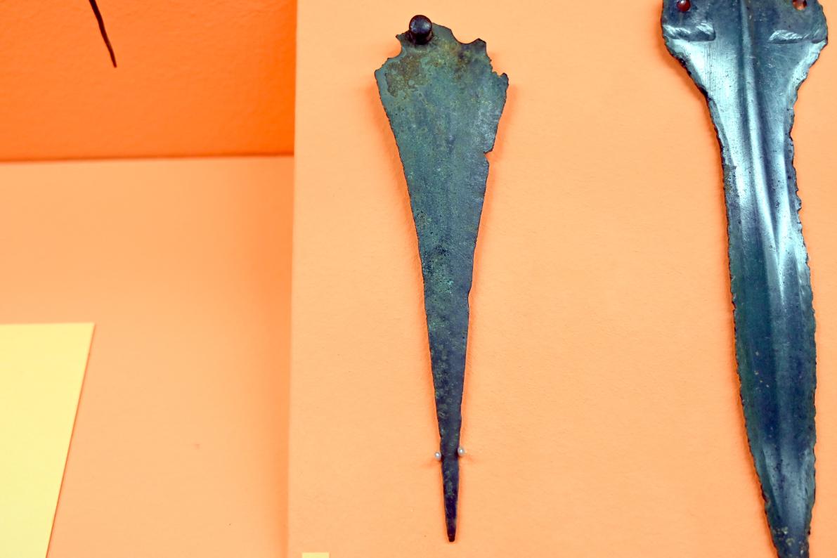 Dolchklinge, Mittlere Bronzezeit, 3000 - 1300 v. Chr., Bild 1/2