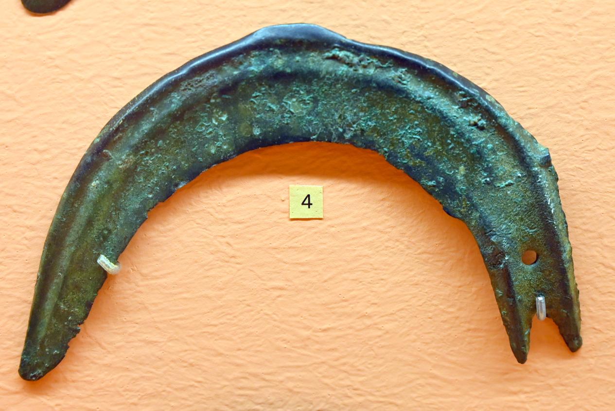 Sichelklinge, Späte (Jüngere) Bronzezeit, 1500 - 700 v. Chr., Bild 1/2