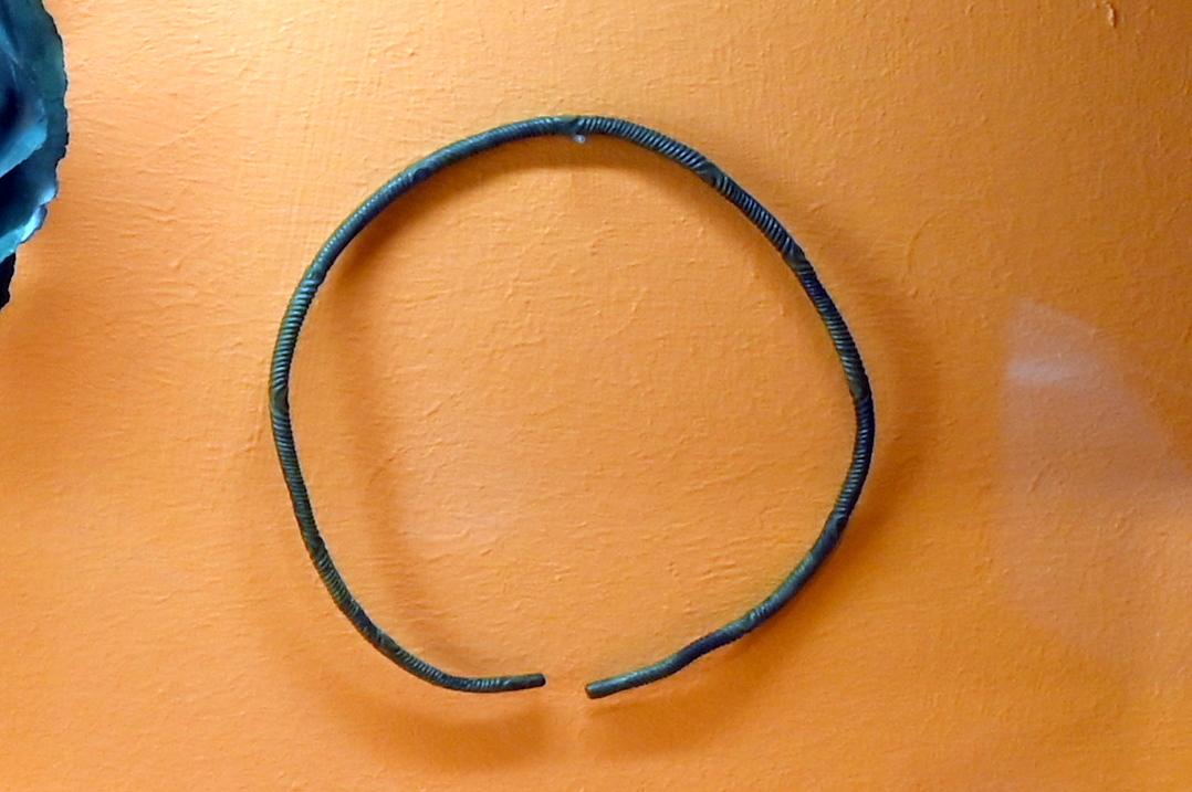 Ringe zur Verzierung einer Haube (?), 600 - 500 v. Chr., Bild 2/3