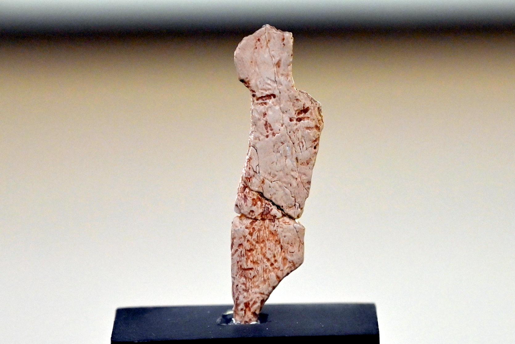 Menschenfigur, Magdalénien, 13000 - 10000 v. Chr., 13000 v. Chr., Bild 1/7