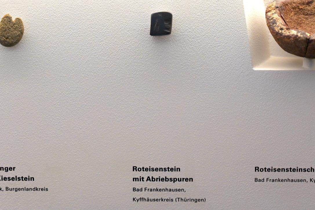 Roteisenstein mit Abriebspuren, Magdalénien, 13000 - 10000 v. Chr.