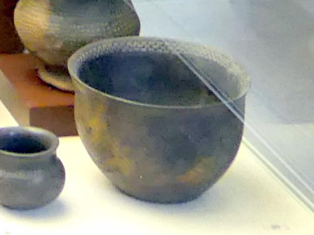 Keramik, Mittelneolithikum, 5500 - 4400 v. Chr., Bild 2/3