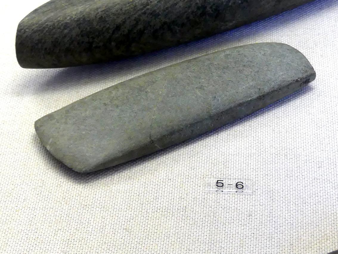 Schuhleistenkeil, Frühneolithikum (Altneolithikum), 5500 - 4900 v. Chr., Mittelneolithikum, 5500 - 4400 v. Chr.