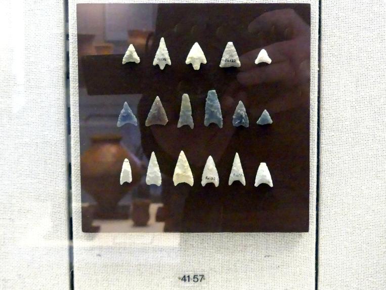 Silexpfeilspitzen, Endneolithikum, 2800 - 1700 v. Chr., Jungpaläolithikum, 43000 - 10000 v. Chr.