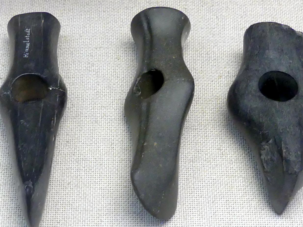 Streitaxt, Jungneolithikum, 4400 - 3500 v. Chr., Bild 1/2