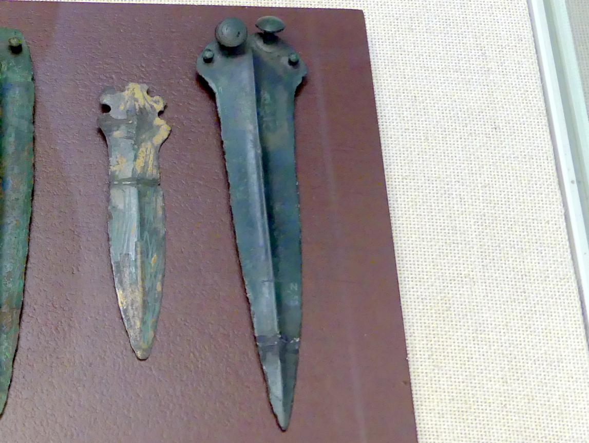 Dolch, Mittlere Bronzezeit, 3000 - 1300 v. Chr., Bild 1/2