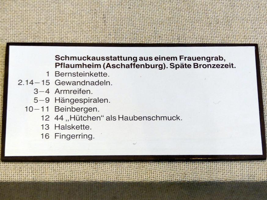 Bernsteinkette, Späte (Jüngere) Bronzezeit, 1500 - 700 v. Chr., Bild 2/2