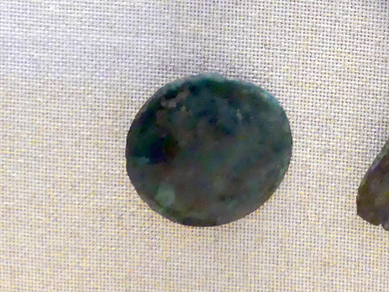 Scheibe mit Rückenöse, Späte (Jüngere) Bronzezeit, 1500 - 700 v. Chr.