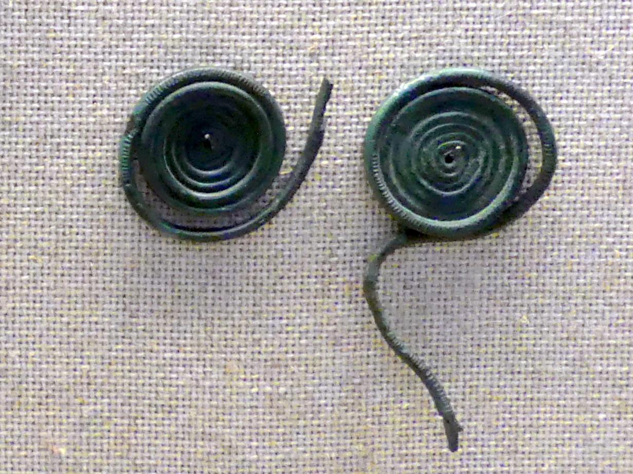 Brillenspiralen, Späte (Jüngere) Bronzezeit, 1500 - 700 v. Chr.