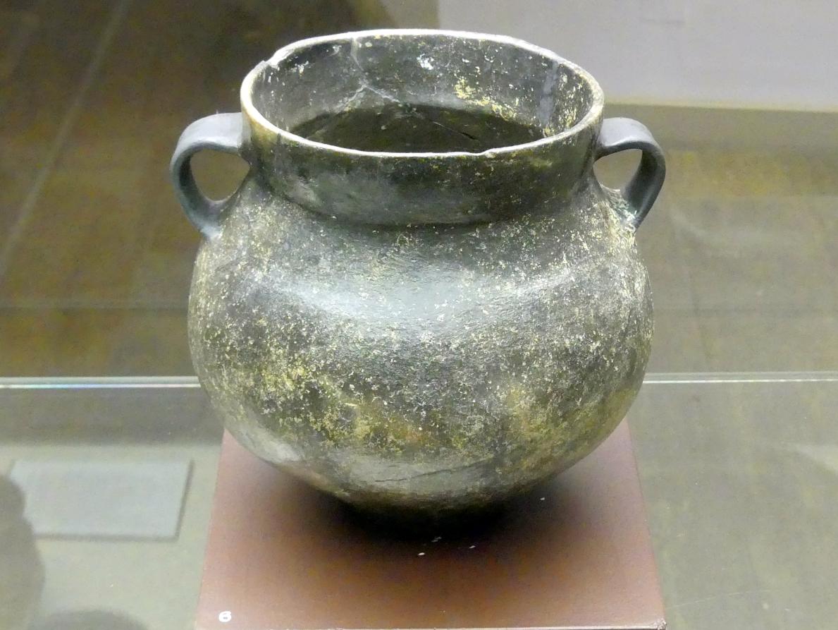 Amphorenartiges Gefäß, Urnenfelderzeit, 1400 - 700 v. Chr.