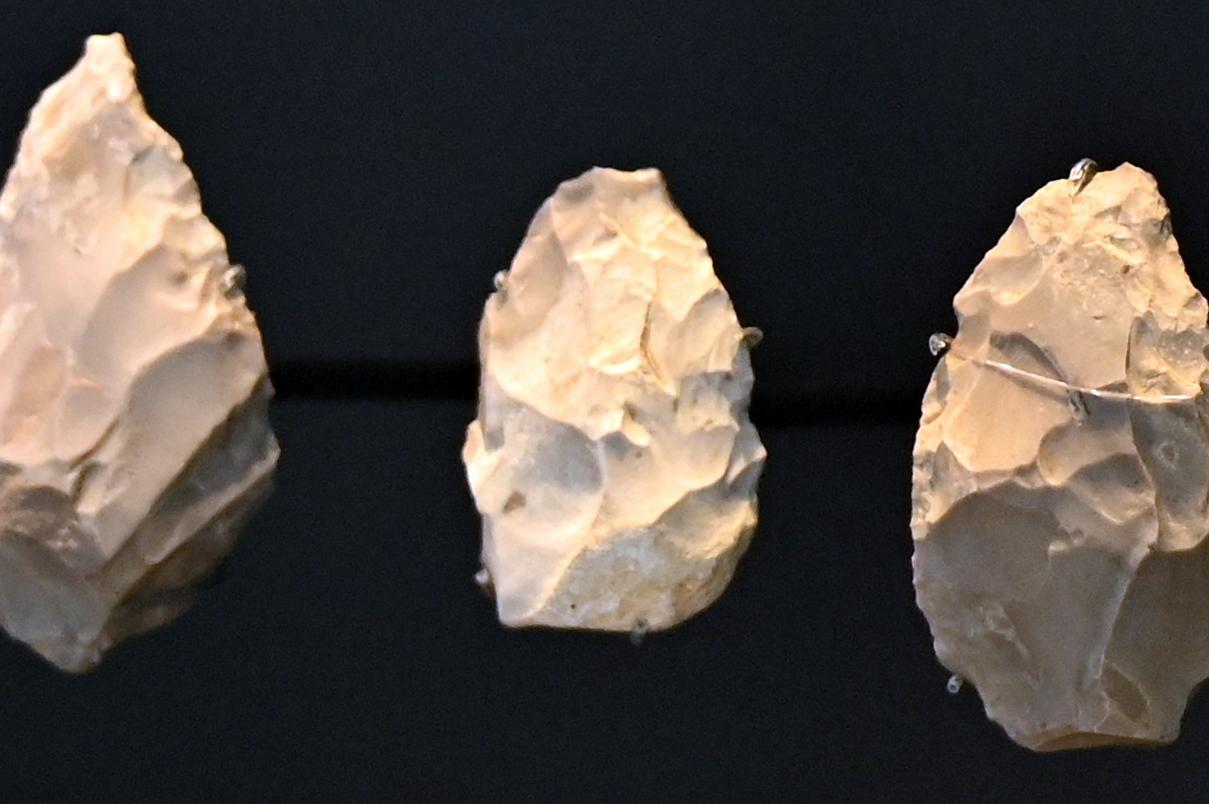 Blattförmiger Schaber, Würm-Kaltzeit Beginn, 200000 - 40000 v. Chr.