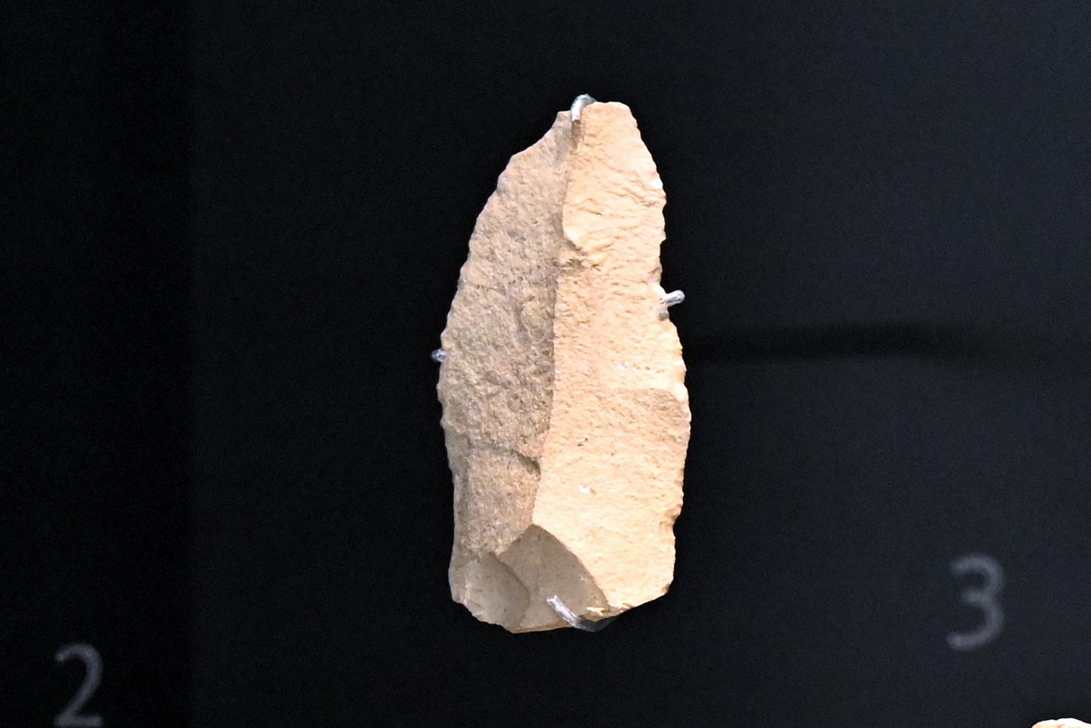 Klinge, Paläolithikum, 600000 - 10000 v. Chr., 50000 v. Chr.