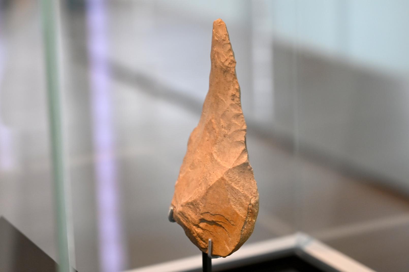 Fauskeil, Paläolithikum, 600000 - 10000 v. Chr., 70000 - 50000 v. Chr., Bild 2/3