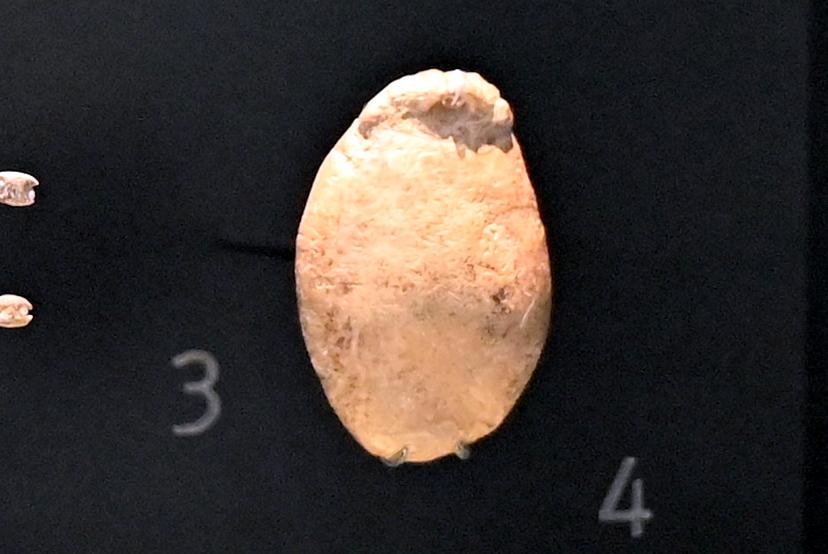 Retuscheur mit Öse, Jungpaläolithikum, 43000 - 10000 v. Chr., 40000 - 35000 v. Chr.