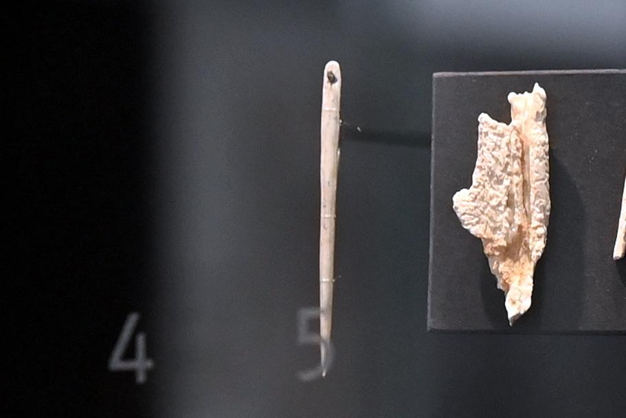 Nähnadel, 12000 - 10000 v. Chr.