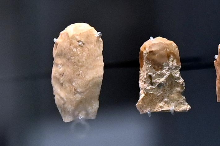 Zwei Kratzer, 12000 - 10000 v. Chr.