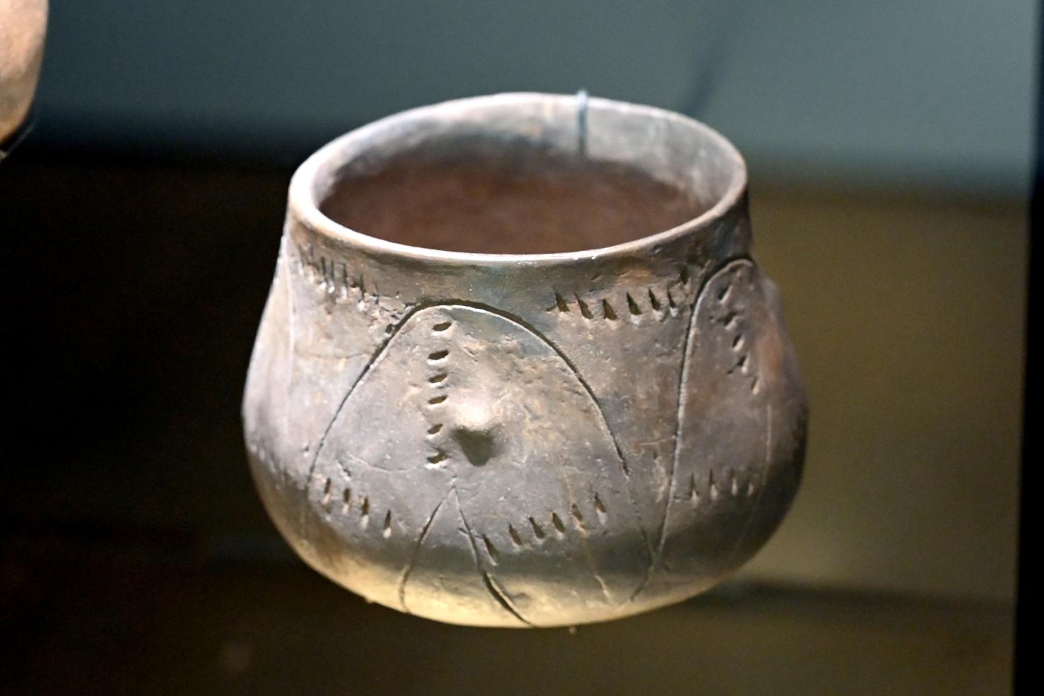 Zwei Klümpfe, Neolithikum (Jungsteinzeit), 5500 - 1700 v. Chr., 5100 v. Chr., Bild 3/5
