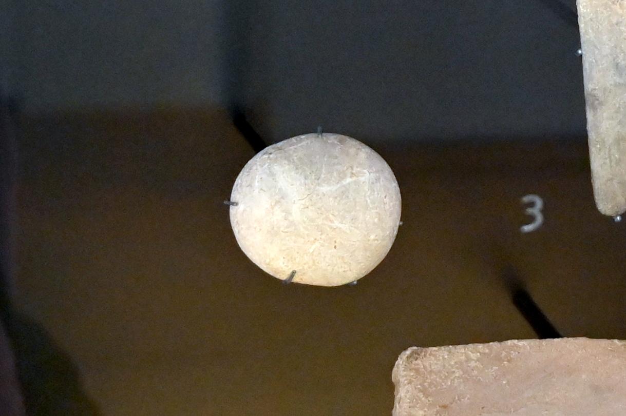 Reib-/Schlagstein, Mesolithikum, 9500 - 5500 v. Chr., 7000 - 6000 v. Chr., Bild 1/2