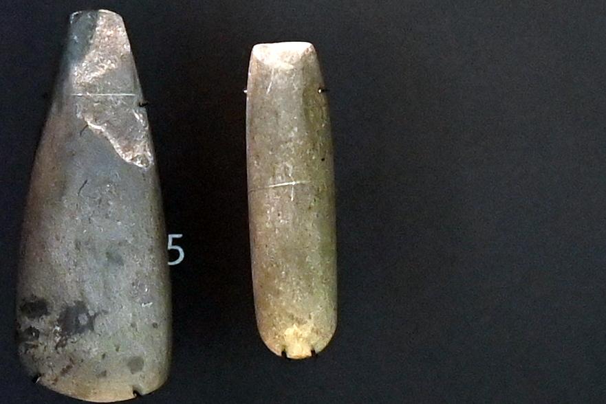 Gewölbte Dechsel, Neolithikum (Jungsteinzeit), 5500 - 1700 v. Chr., 5500 - 5100 v. Chr.