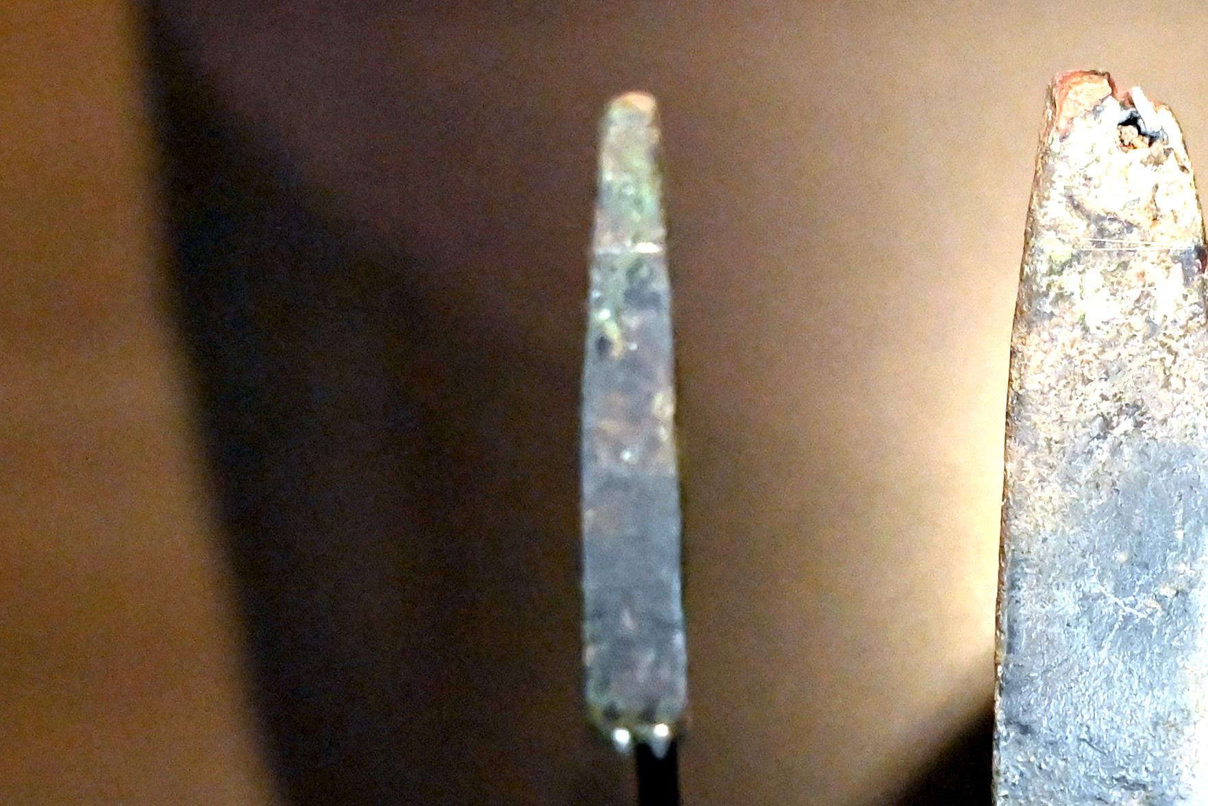 Kupfermeißel, Neolithikum (Jungsteinzeit), 5500 - 1700 v. Chr., 4000 - 3600 v. Chr., Bild 1/3