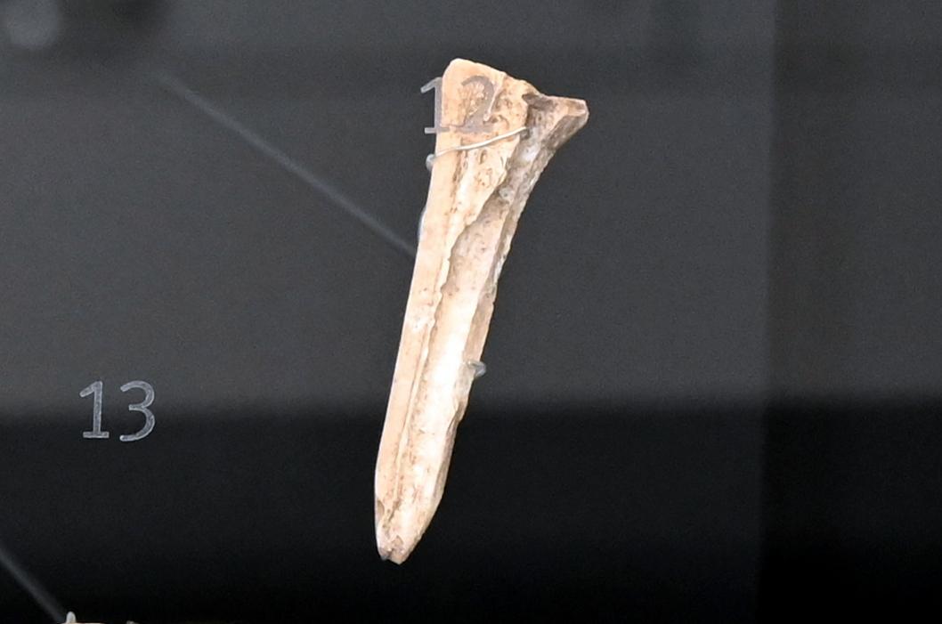 Spitzmeißel, Neolithikum (Jungsteinzeit), 5500 - 1700 v. Chr., 3800 - 3600 v. Chr.